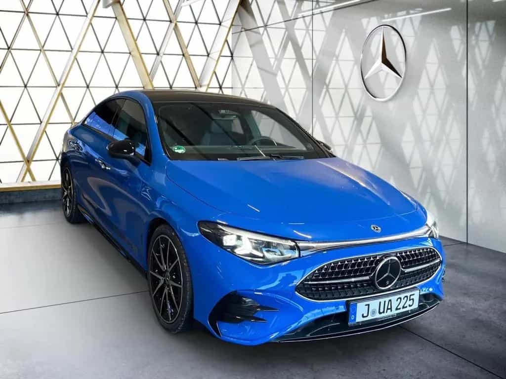 Mercedes-Benz CLA 200 4MATIC AMG Night*AHK*Burmester3D*Pano 12/2025-photo-17