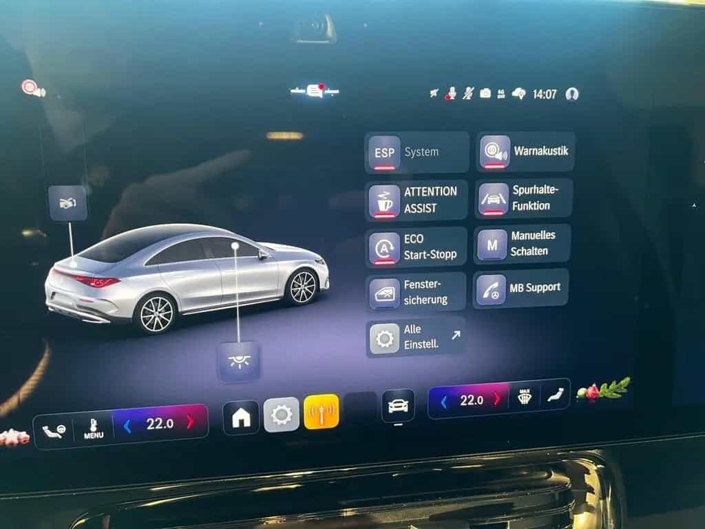 Mercedes-Benz CLA 200 4MATIC AMG Night*AHK*Burmester3D*Pano 12/2025-photo-21