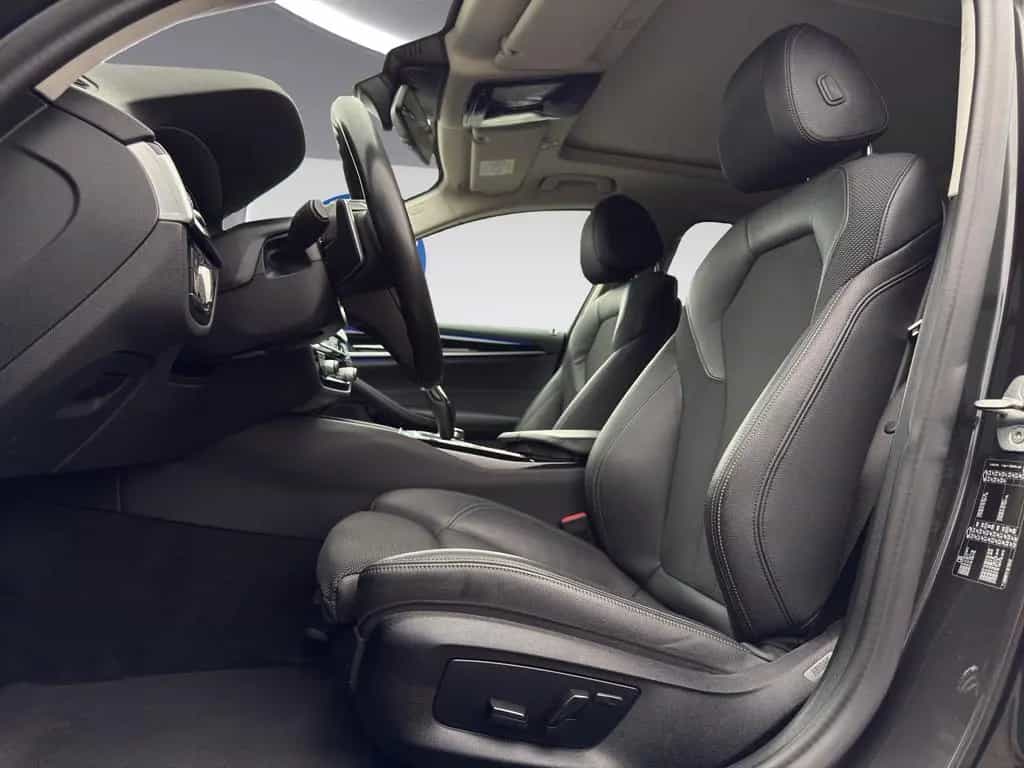 BMW 5 Series 520 i Sport Line*PANO*LIVE*SHZ*LED* 01/2020-photo-14