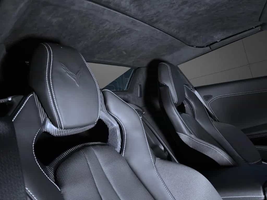 Corvette C8 Stingray 3LT | Convertible | Lift. | Carbon 09/2025-photo-15