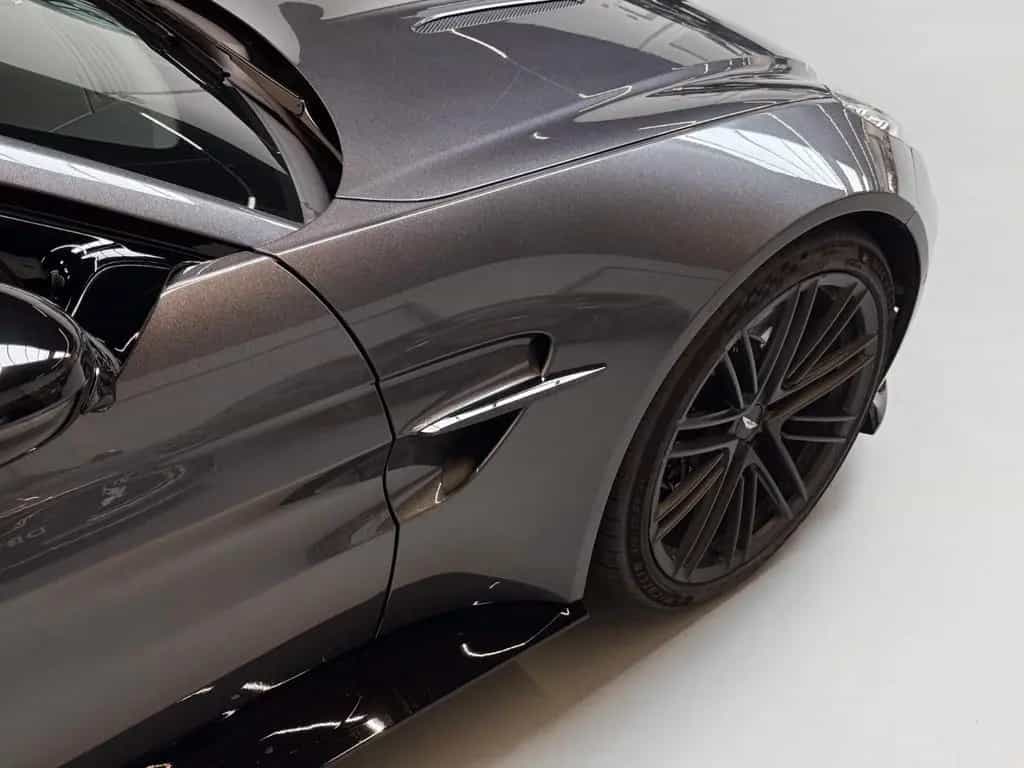 Aston Martin V8 Vantage Vantage Roadster | Aston Martin Brussels 08/2025-photo-8