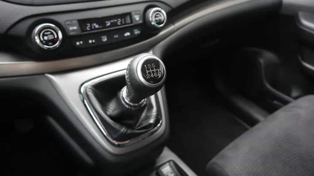 Honda CR-V 1,6 i-Dtec Elegance CAM+PDC-TEMPO-BT 12/2014-photo-17
