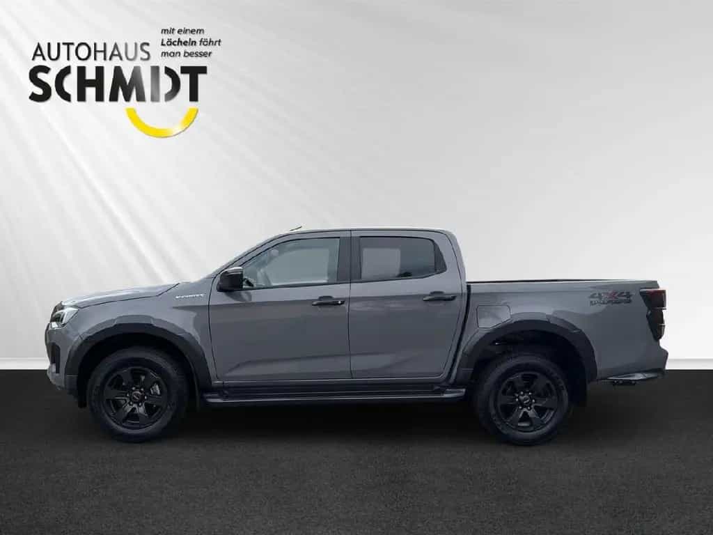 Isuzu D-Max Double Cab 4WD V-CROSS für Wohnkabine 04/2026-photo-1