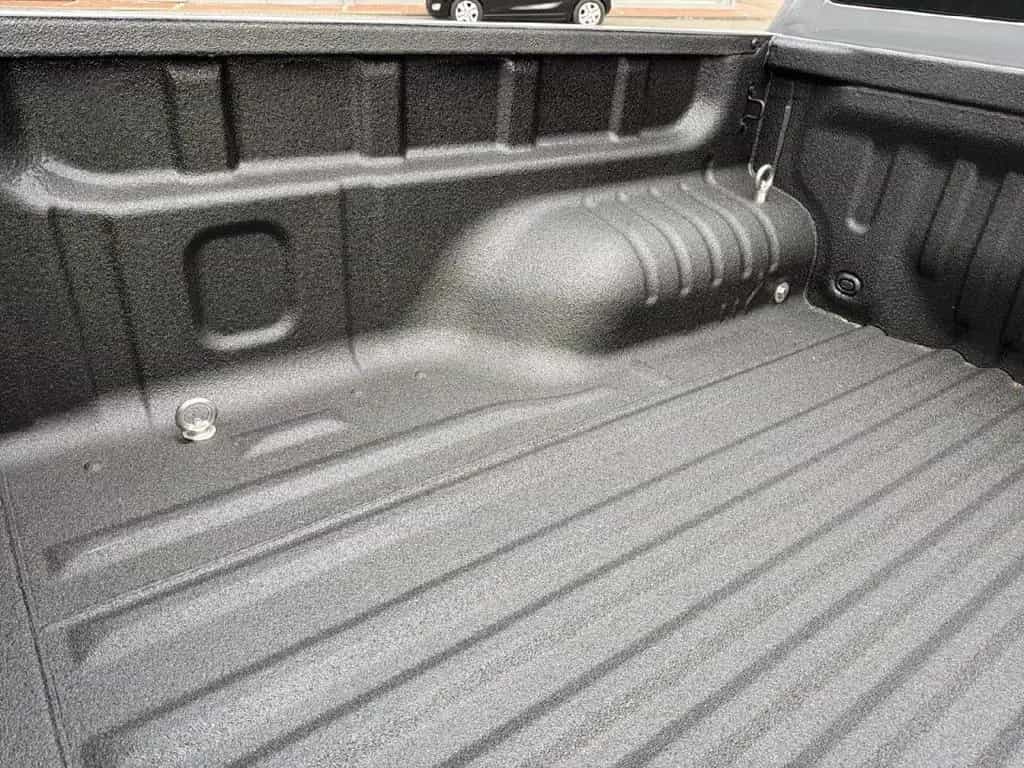 Isuzu D-Max Double Cab 4WD V-CROSS für Wohnkabine 04/2026-photo-19