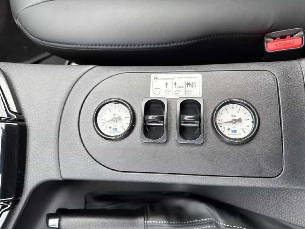 Isuzu D-Max Double Cab 4WD V-CROSS für Wohnkabine 04/2026-photo-20