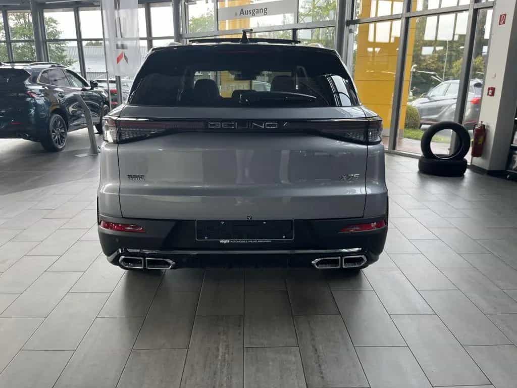 BAIC Beijing X75 *1.5 T-GDI *7DCT *360° CAM*PANO* null-photo-3