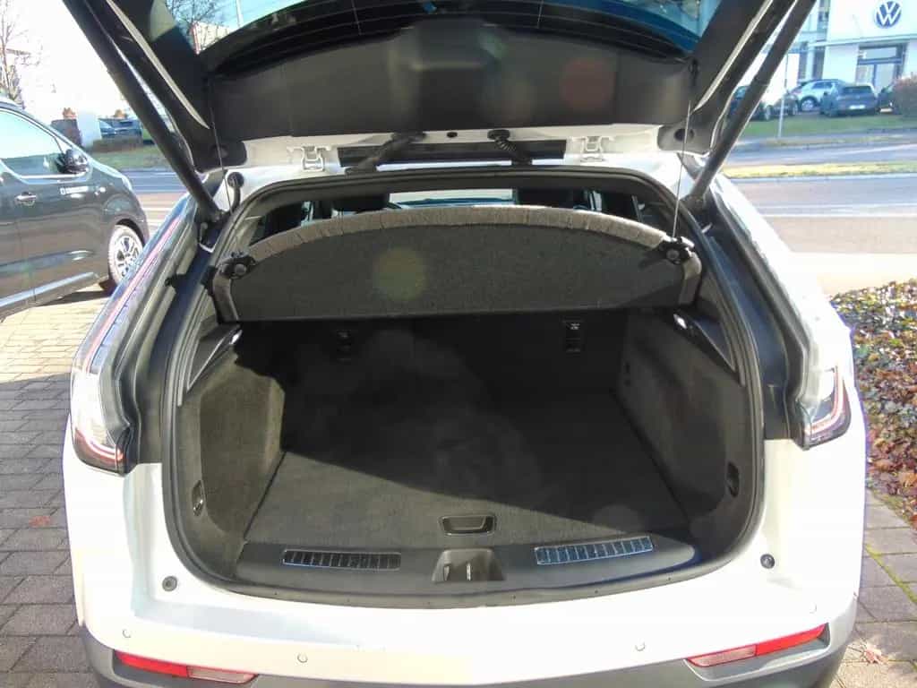 Cadillac XT4 Sport 2.0 TD AWD+LED+Navi+SHZ 12/2022-photo-8