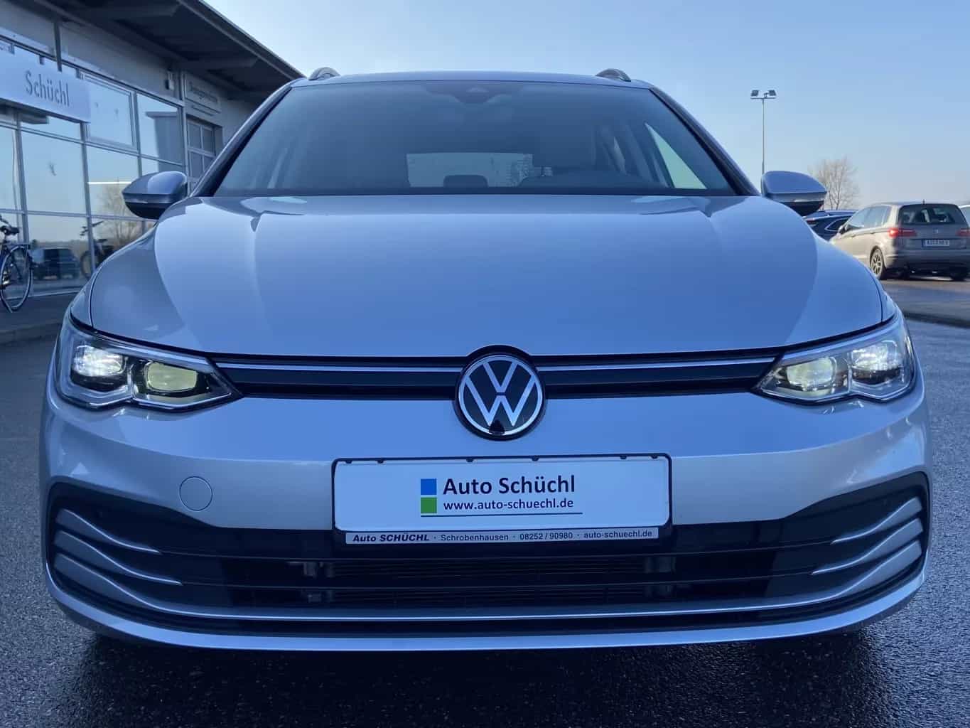 Volkswagen Golf 08/2022-photo-6