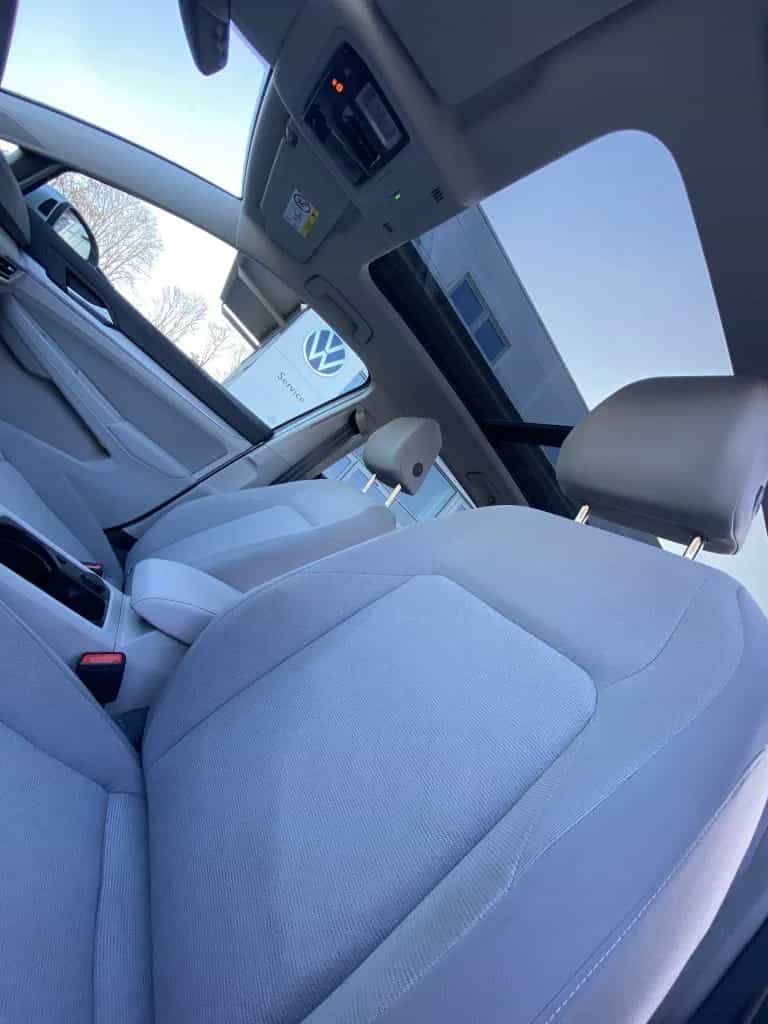 Volkswagen Golf 08/2022-photo-8