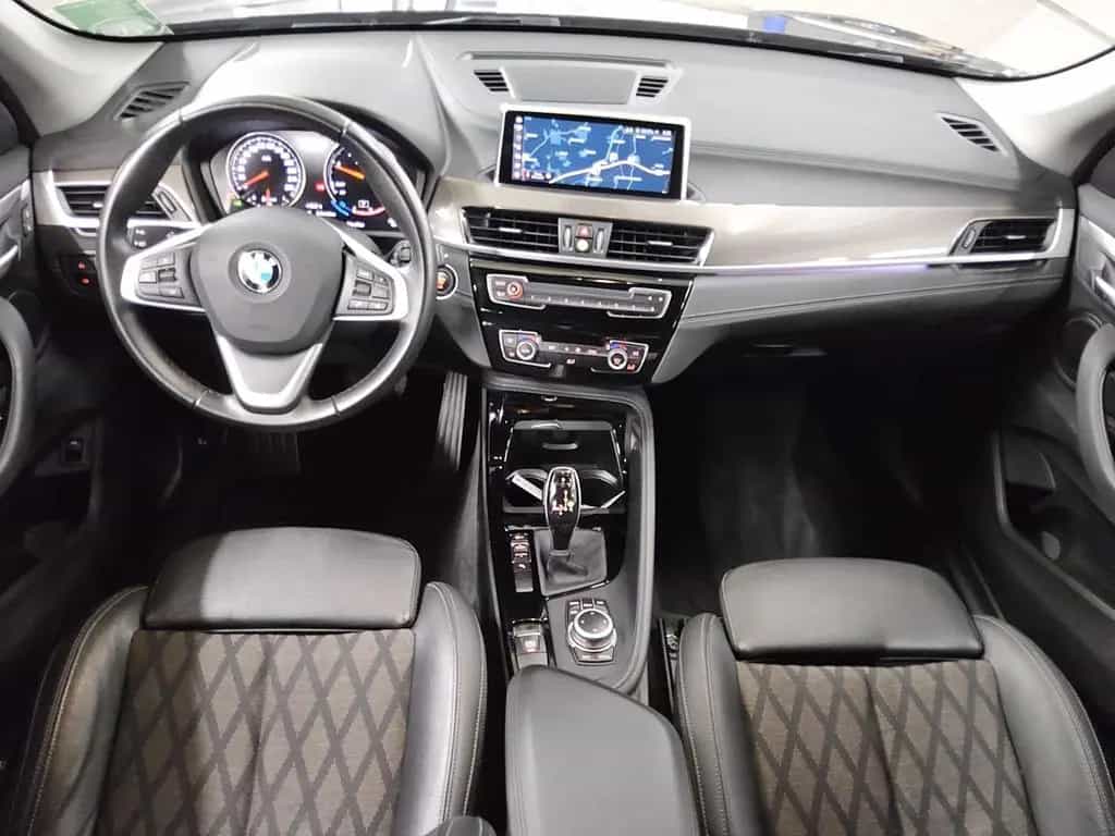 BMW X1 sDrive20d X-Line T-Leder Navi LED HiFi PDC 11/2020-photo-4