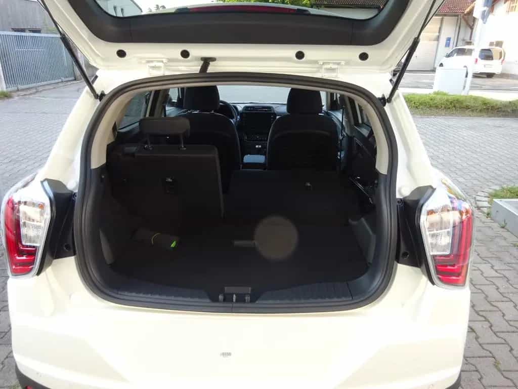 KGM Tivoli 1.5 T-GDI Essential null-photo-6