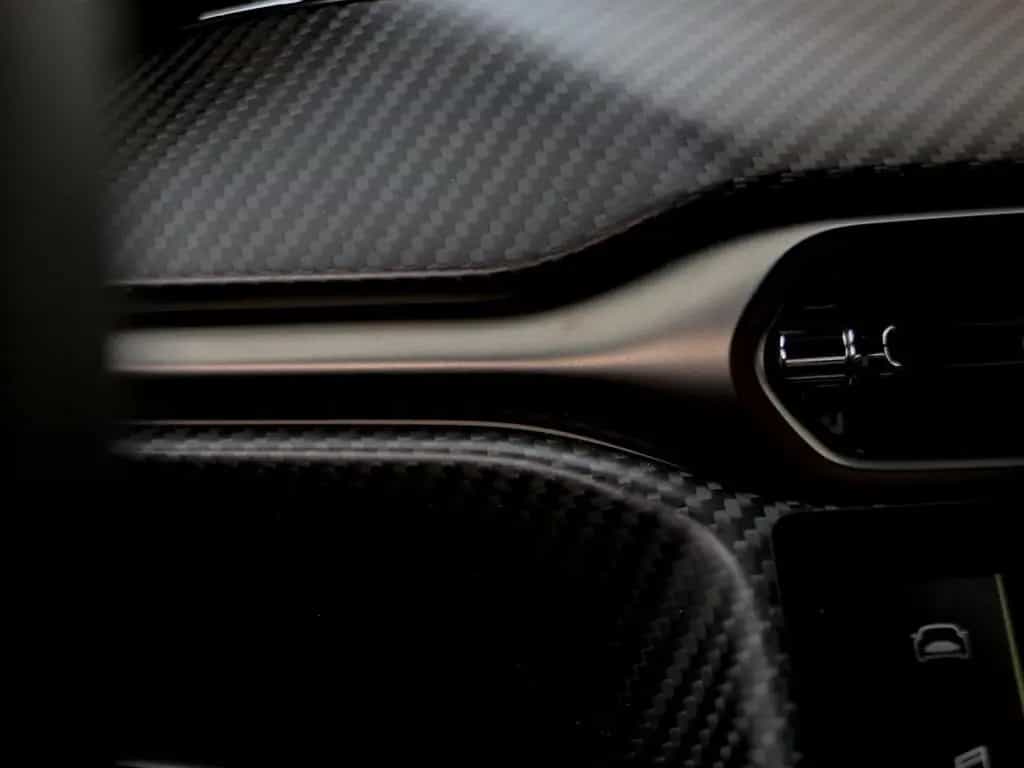 Aston Martin V8 Vantage Vantage 08/2025-photo-31