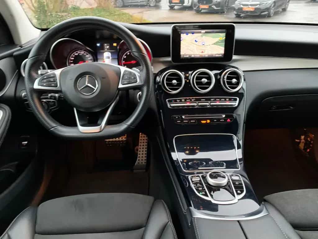 Mercedes-Benz GLC-Class 4MATIC AMG-Int. LED+Distr+elKlappe+Navi 11/2018-photo-11