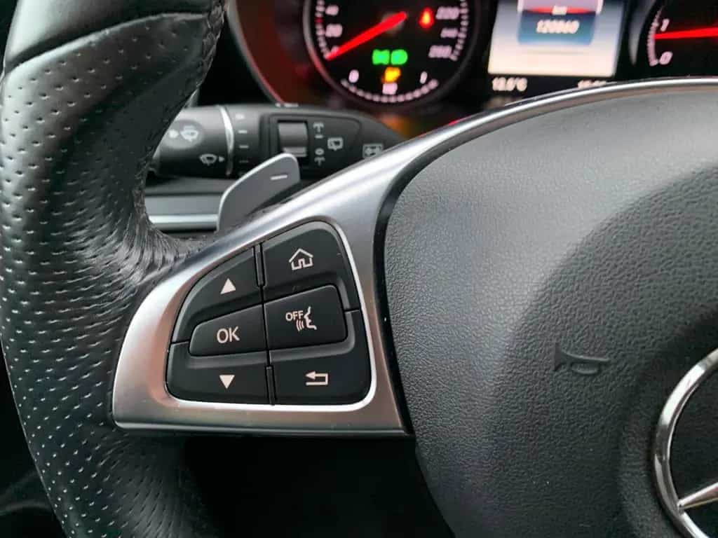 Mercedes-Benz GLC-Class 4MATIC AMG-Int. LED+Distr+elKlappe+Navi 11/2018-photo-17