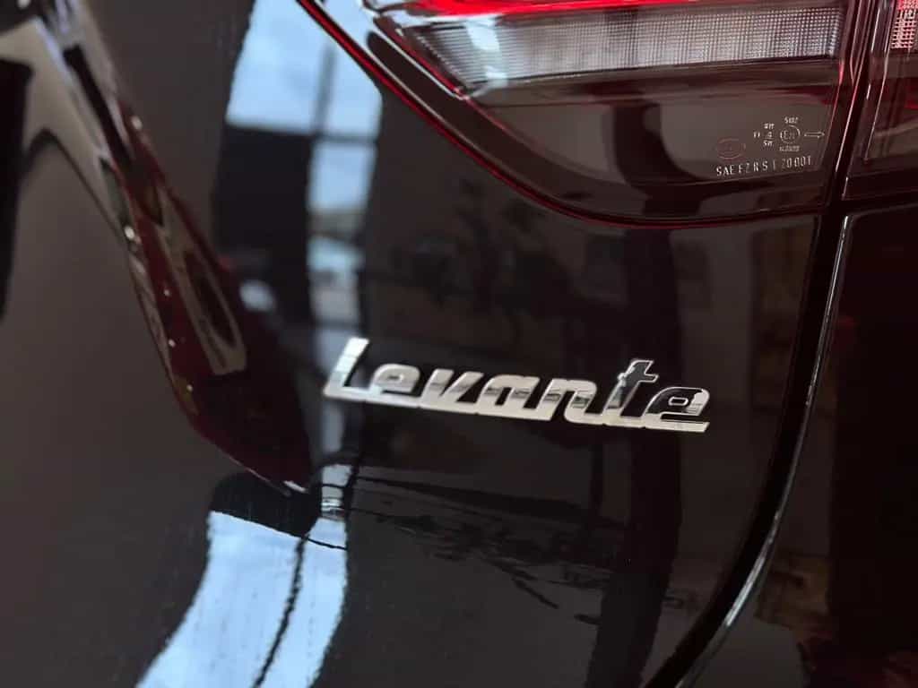 Maserati Levante Ultima Modena S *430 PS,Pano,Carbon,21" 05/2024-photo-10