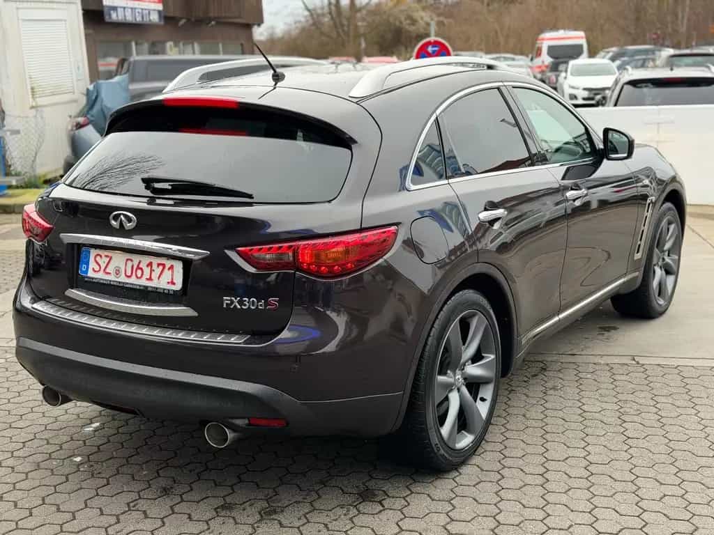 Infiniti FX FX30d S Premium KAMERA/KEYLESS/NAVI 11/2011-photo-4
