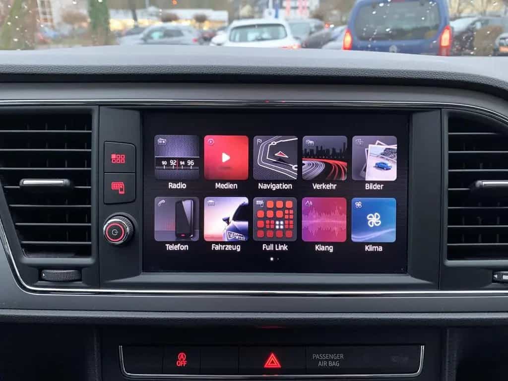 Seat Leon ST Style NAVI+PANO+PDC+SOUND 07/2018-photo-22