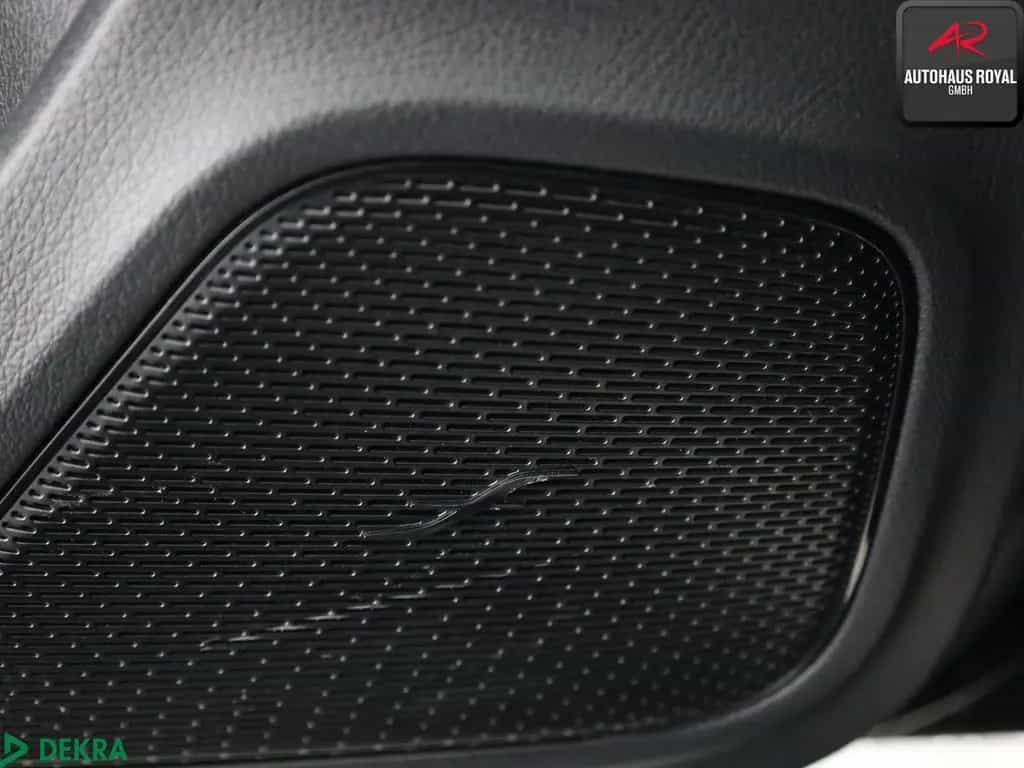 Mercedes-Benz A 250 Limousine 4MATIC AMG KAMERA,AMBIENTE,AHK 01/2021-photo-13