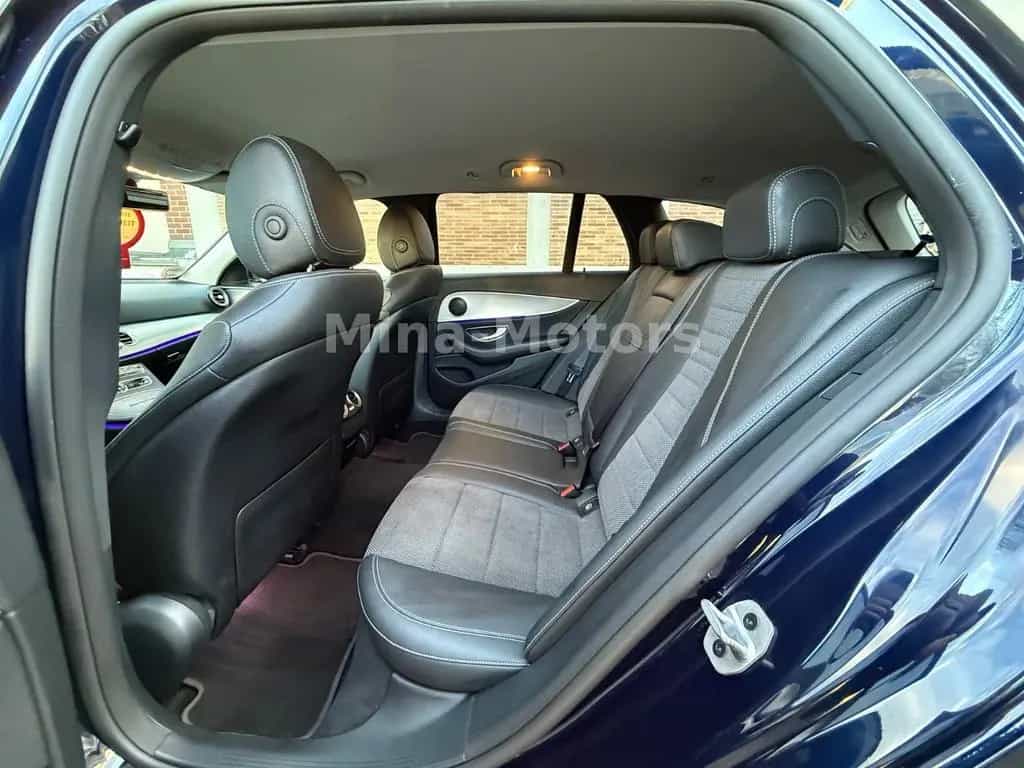 Mercedes-Benz E-Class 200 AMG Sportstyle Edition LED Wide 360° 4,69% 02/2020-photo-8