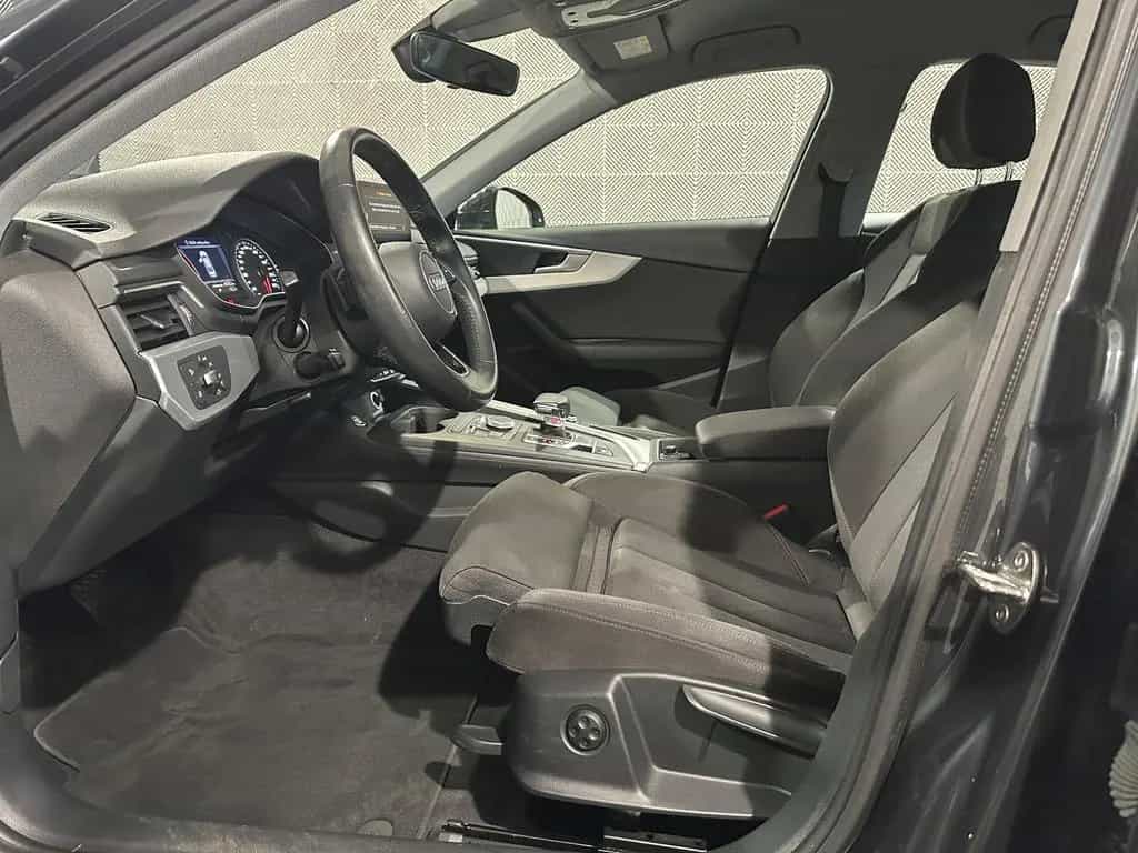 Audi A4 Lim. sport*ULTRA*BiXENON-NAV-PDC-SHZ-TEMPO 05/2018-photo-17