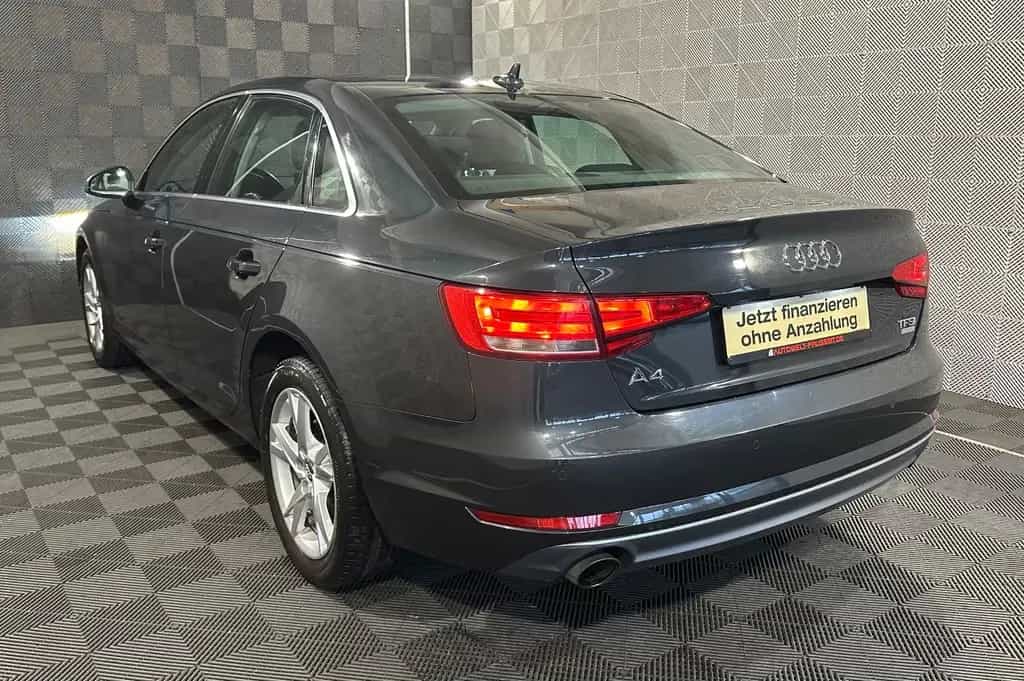 Audi A4 Lim. sport*ULTRA*BiXENON-NAV-PDC-SHZ-TEMPO 05/2018-photo-2