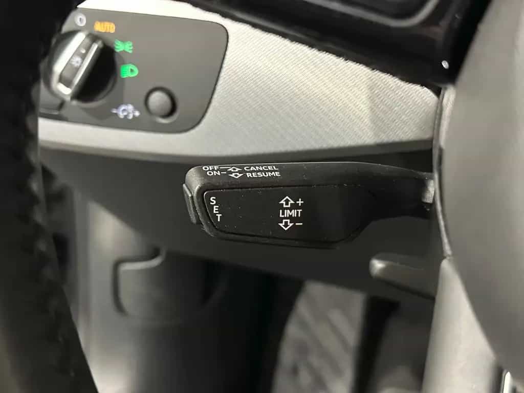 Audi A4 Lim. sport*ULTRA*BiXENON-NAV-PDC-SHZ-TEMPO 05/2018-photo-24
