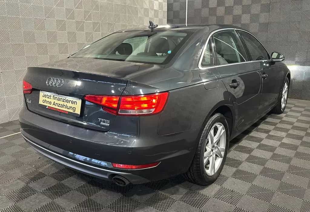 Audi A4 Lim. sport*ULTRA*BiXENON-NAV-PDC-SHZ-TEMPO 05/2018-photo-3