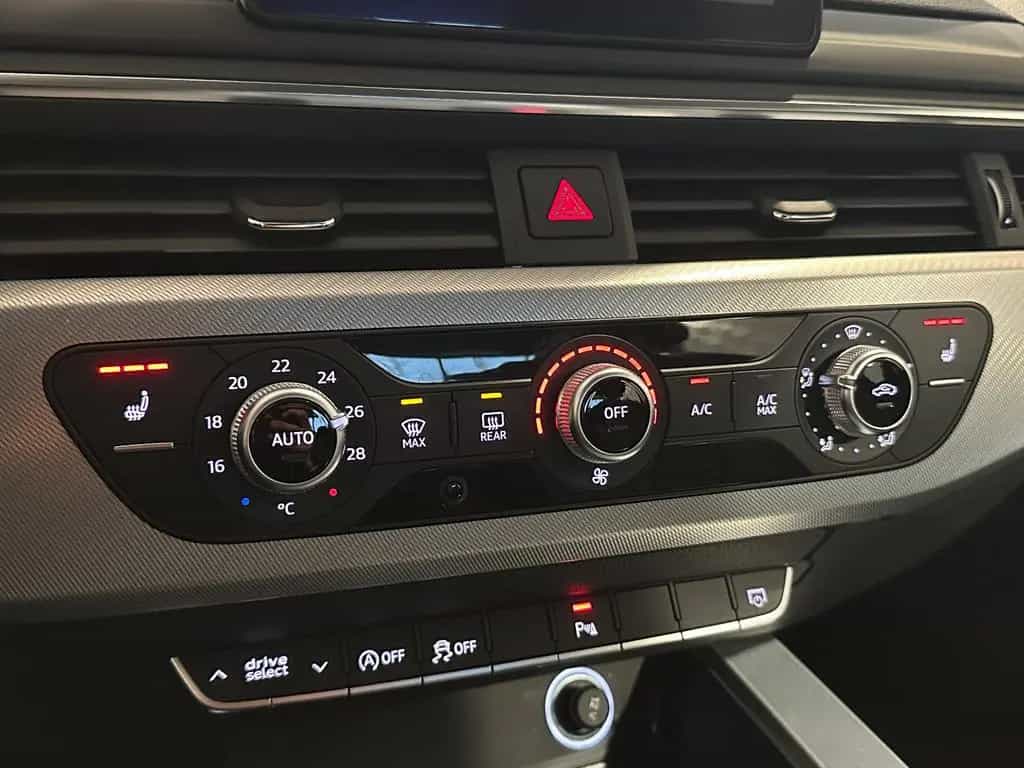 Audi A4 Lim. sport*ULTRA*BiXENON-NAV-PDC-SHZ-TEMPO 05/2018-photo-31