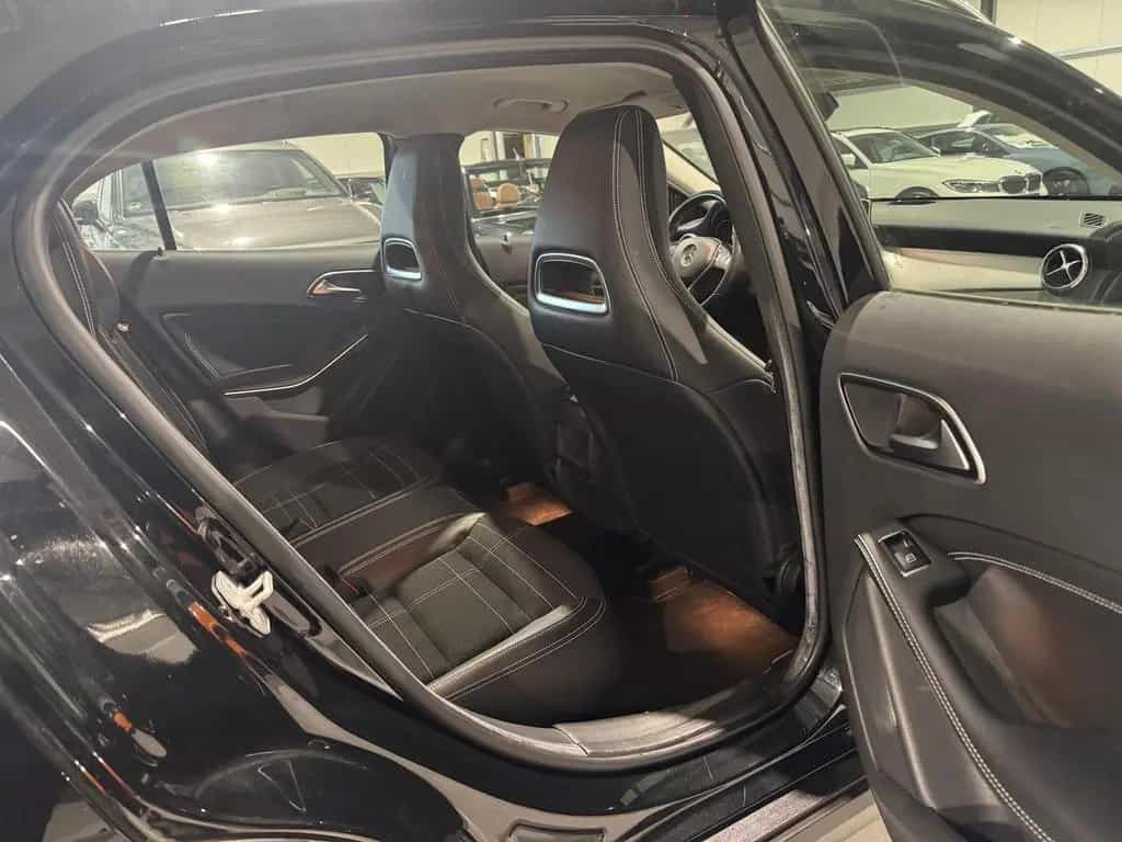 Mercedes-Benz GLA 200 1.6 KAT GLA 200 AHK Carplay/Navi 07/2014-photo-19