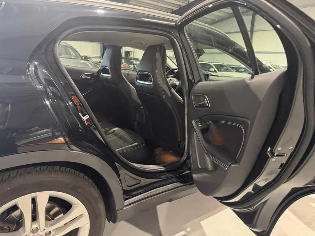Mercedes-Benz GLA 200 1.6 KAT GLA 200 AHK Carplay/Navi 07/2014-photo-20