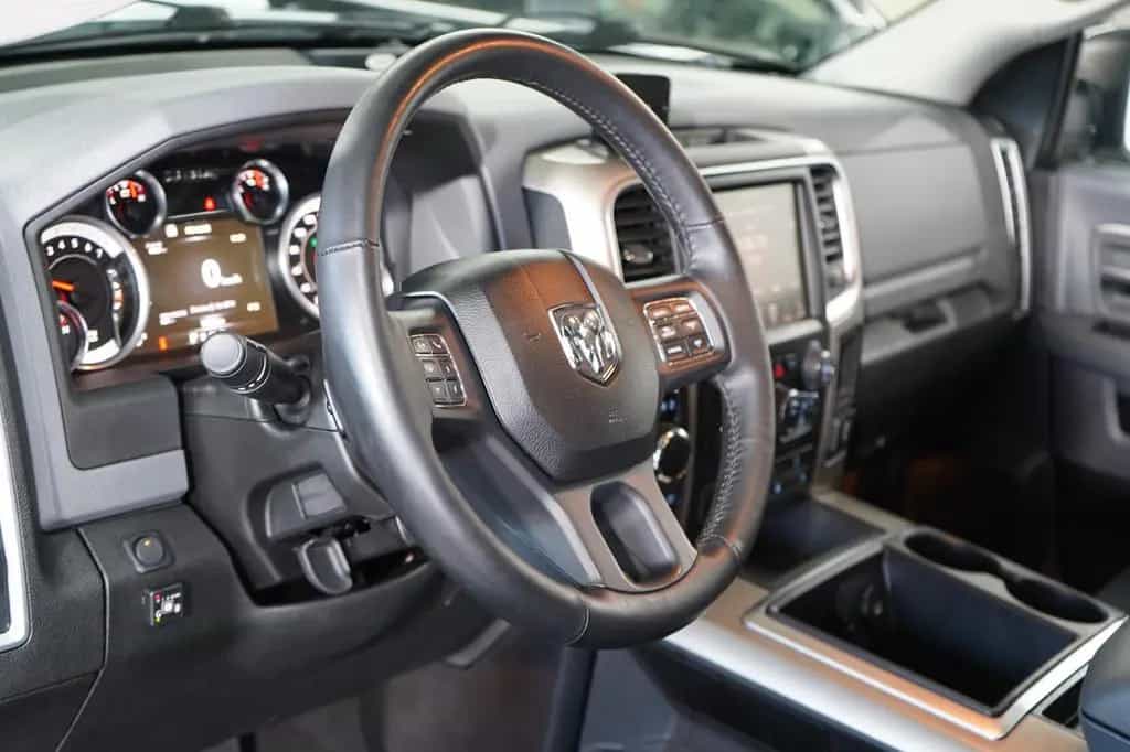 Dodge RAM 1500 5,7 4x4 *2.Hand*Unfallfrei*LPG*20 Z.* 07/2016-photo-10