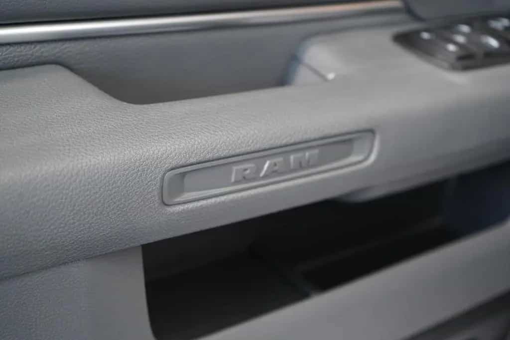 Dodge RAM 1500 5,7 4x4 *2.Hand*Unfallfrei*LPG*20 Z.* 07/2016-photo-25