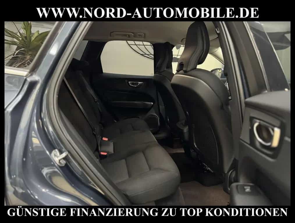 Volvo XC60 B4 D Momentum *LED*AHK*ACC*KAM*MJ2022*19Z* 12/2021-photo-14