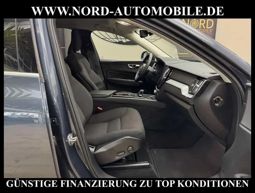 Volvo XC60 B4 D Momentum *LED*AHK*ACC*KAM*MJ2022*19Z* 12/2021-photo-15