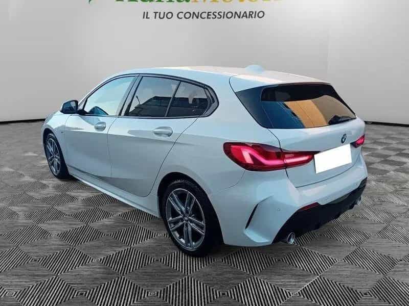 BMW Serie 1 118d 5p. Msport 01/2022-photo-2
