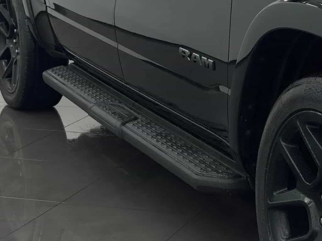 Dodge RAM 5.7 V8 HEMI SPORT*Unfallfrei*MwSt*RAMBOXEN 12/2020-photo-17