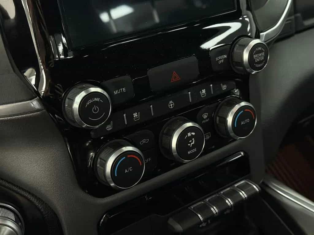 Dodge RAM 5.7 V8 HEMI SPORT*Unfallfrei*MwSt*RAMBOXEN 12/2020-photo-27
