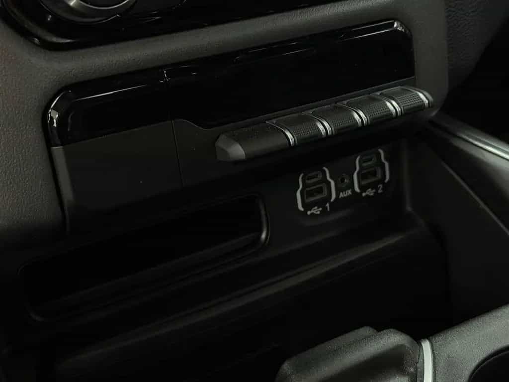 Dodge RAM 5.7 V8 HEMI SPORT*Unfallfrei*MwSt*RAMBOXEN 12/2020-photo-40