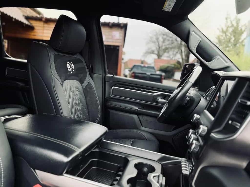 Dodge RAM V8*4X4*AHK*NAVI*ROLLBAR*OFFROAD*LIFT*LED*SPORT* 12/2020-photo-43