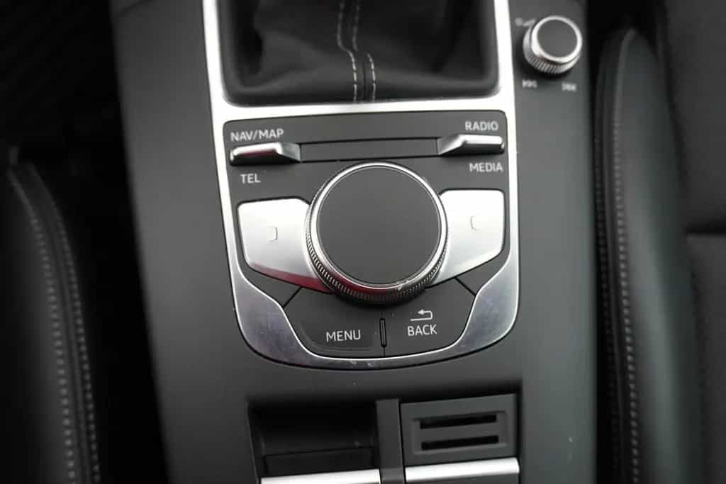 Audi A3 Sportback 1.5 TFSI S-Line Xenon Navi Teillede 01/2019-photo-23