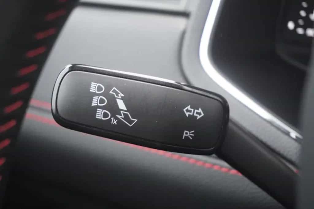 Seat Arona 1.0 TSI FR DSG LED Navi Virtual Cockpit 03/2021-photo-18