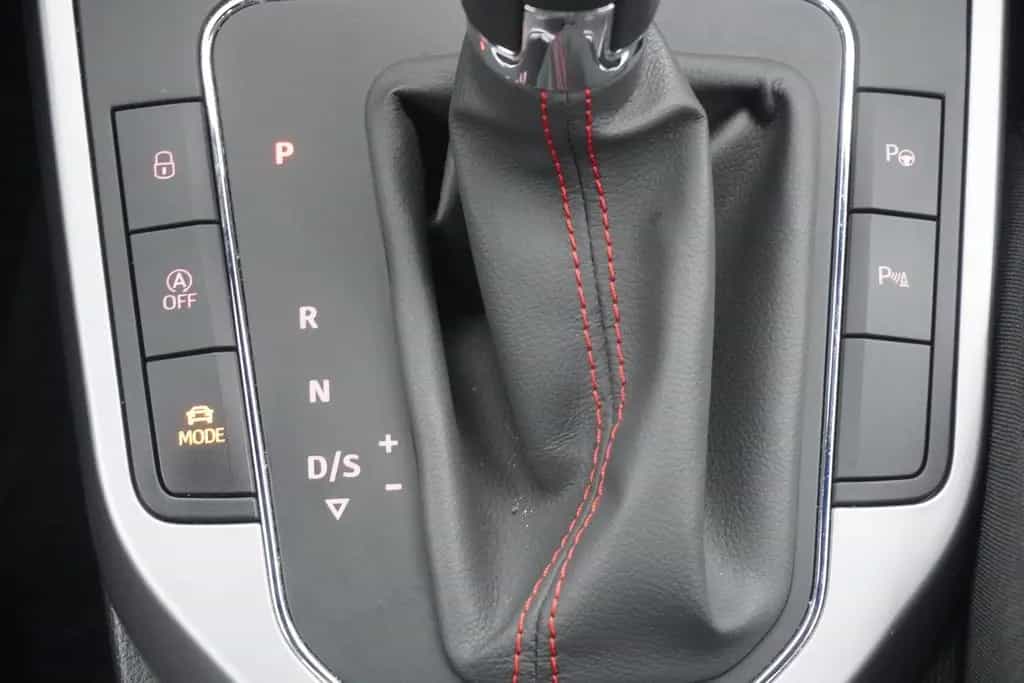 Seat Arona 1.0 TSI FR DSG LED Navi Virtual Cockpit 03/2021-photo-26