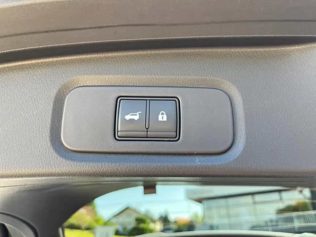 Nissan Qashqai Tekna, 360° Kamera 03/2022-photo-12