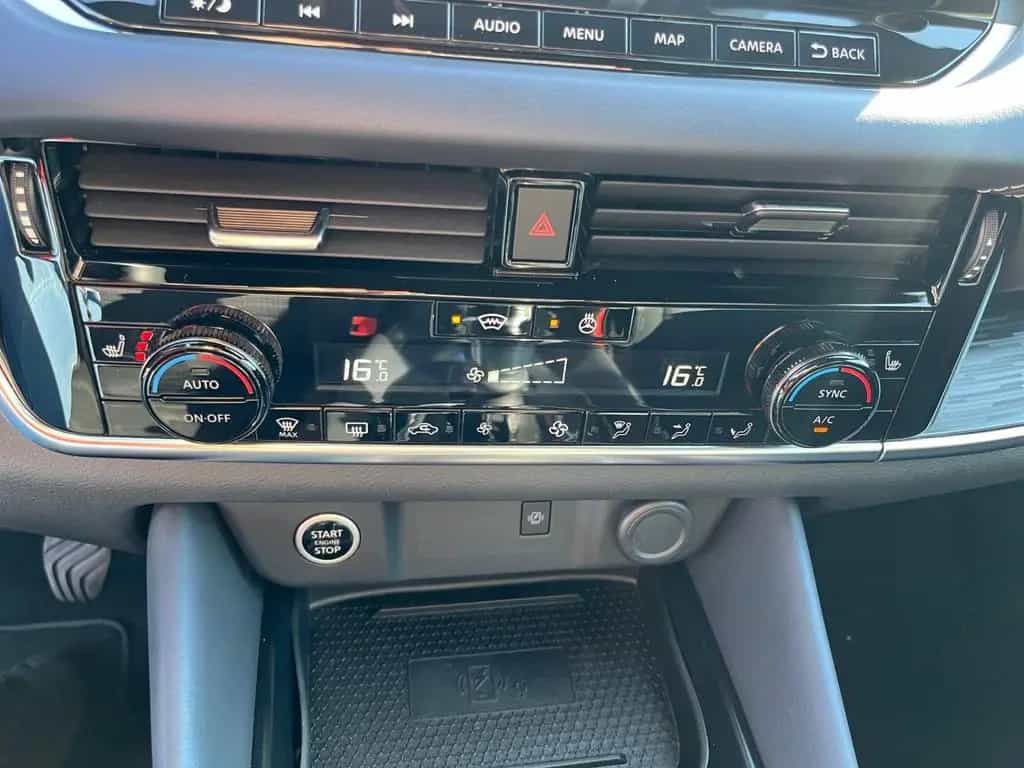 Nissan Qashqai Tekna, 360° Kamera 03/2022-photo-17