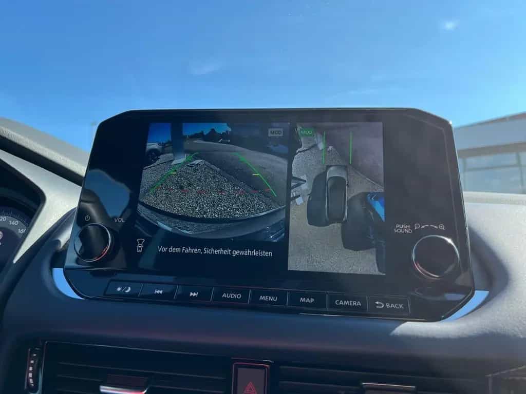Nissan Qashqai Tekna, 360° Kamera 03/2022-photo-18