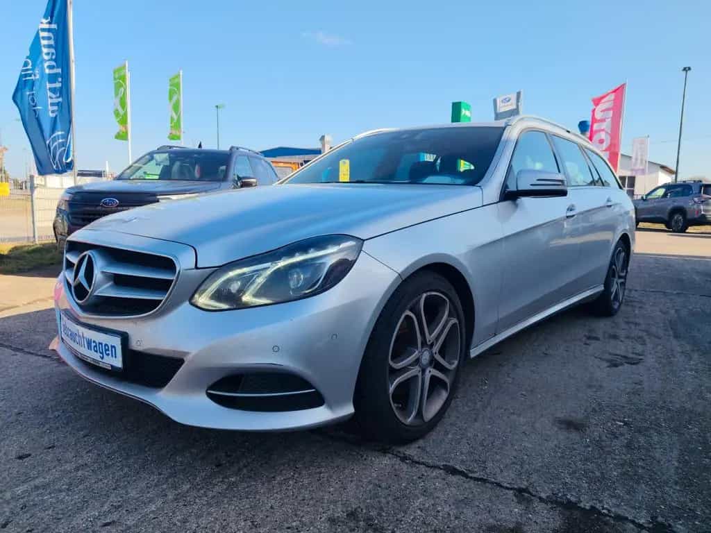 Mercedes-Benz E-Class 200 T AVANTGARDE 03/2017-photo-1