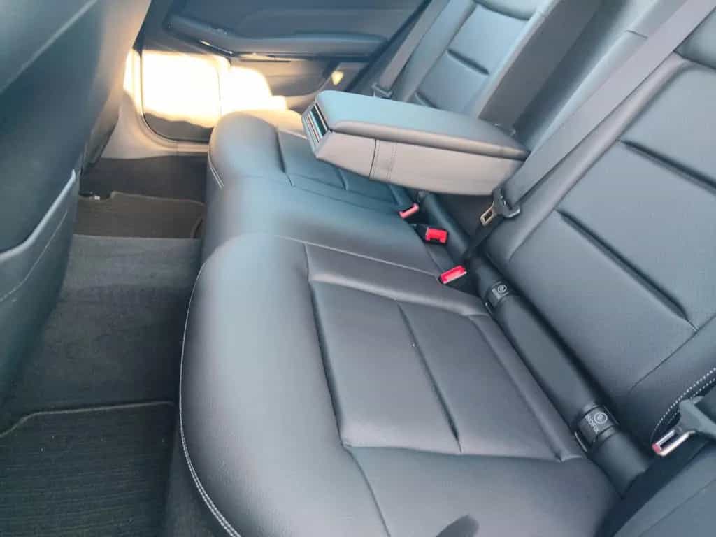Mercedes-Benz E-Class 200 T AVANTGARDE 03/2017-photo-10
