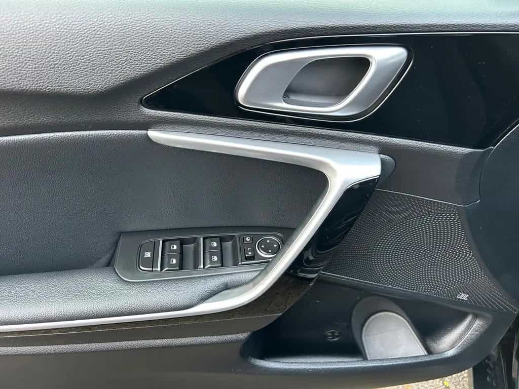 Kia Ceed SW 1,6 CRDi DCT Spirit Navi Tech JBL LED 03/2020-photo-19
