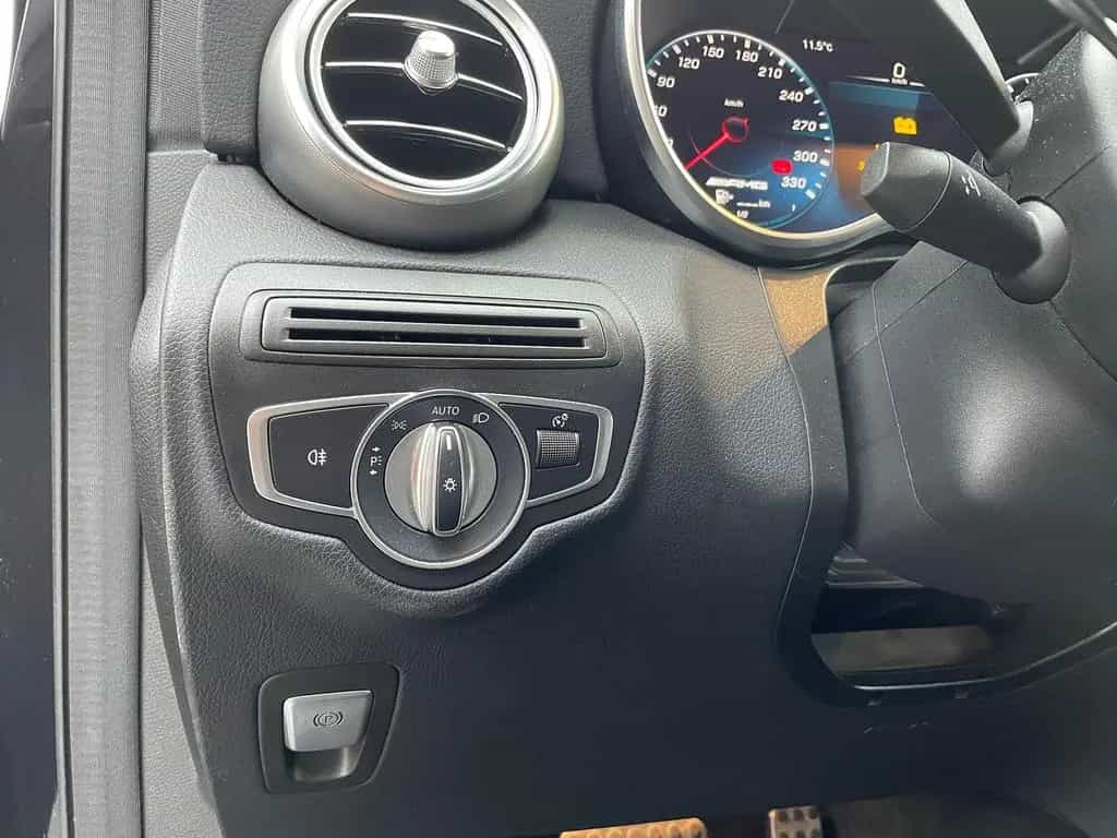 Mercedes-Benz GLC-Class 63 AMG GLC 63 S AMG 4Matic LEDER PANO SITZHZ 03/2020-photo-31