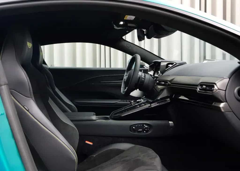 Aston Martin Vantage Coupe 05/2024-photo-5